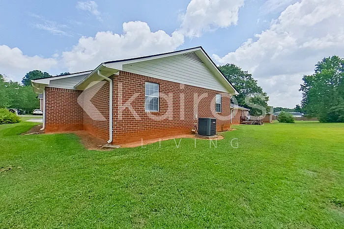 110 Fawn Dr — Photo 23