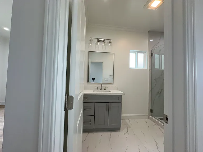 1076 W Knickerbocker Dr — Photo 15