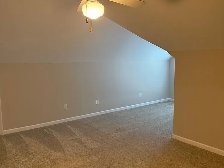 8900 Fox Glen Dr — Photo 28