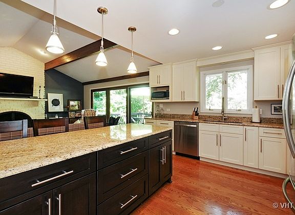 5th image of 2423 Brookwood Dr