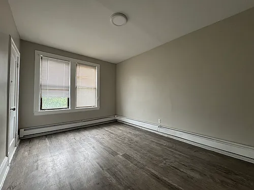 296B3 Hudson St #3B Photo 1
