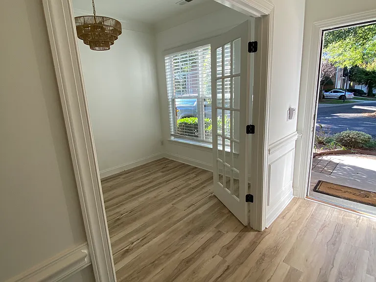 4744 Hunter Crest Ln — Photo 7