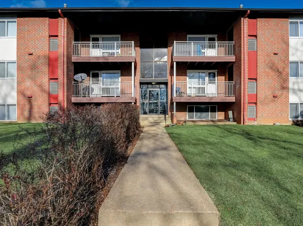Hillsdale Manor Apartments