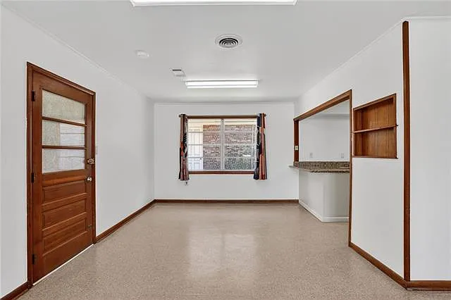 513 Michigan Ave — Photo 15