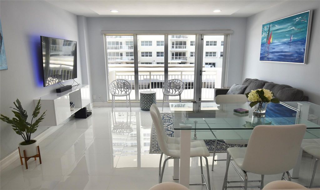 133 N Pompano Beach Boulevard Apt 105, photo 8