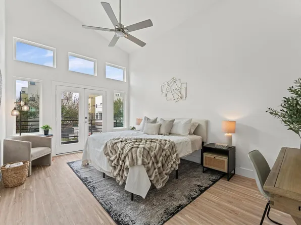 2111 Holman St, Houston, TX 77004