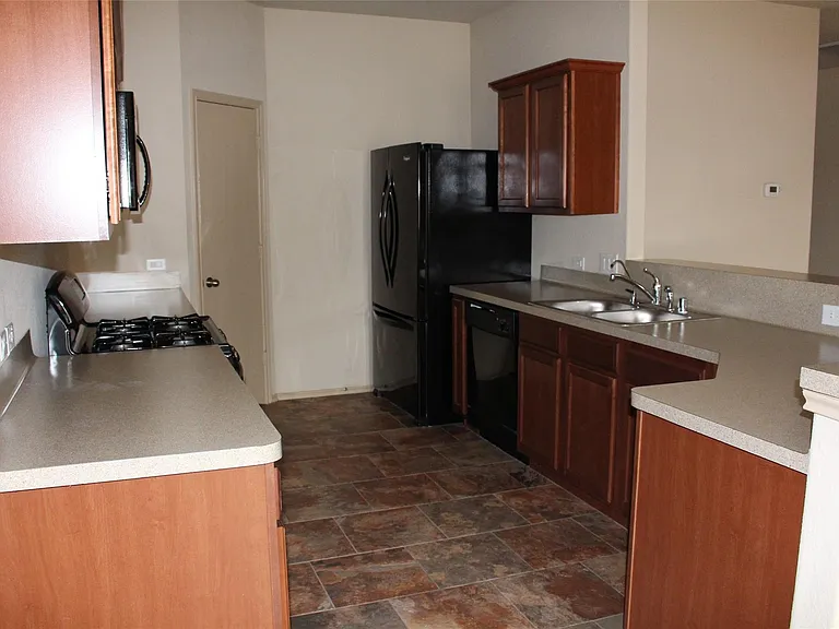 20410 Shiloh Mist Ln — Photo 11