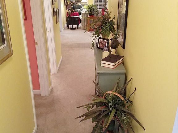 2nd image of 253 Philmont Dr