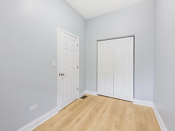 5th image of 1520 S Christiana Ave APT 2