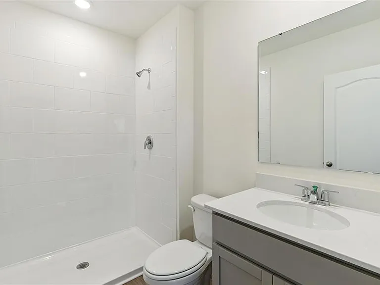 2113 Walnut Creek Dr — Photo 26
