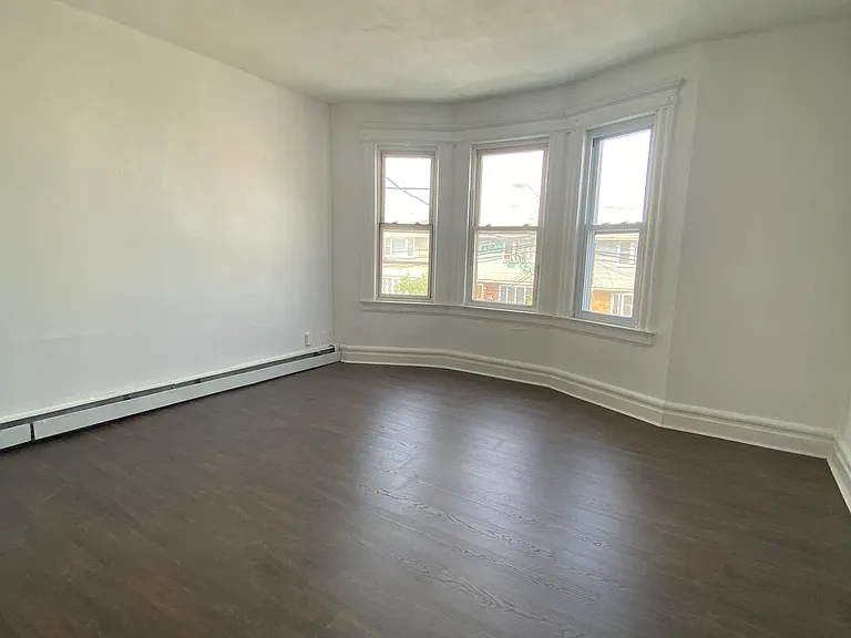 Bedroom 3 (primary)