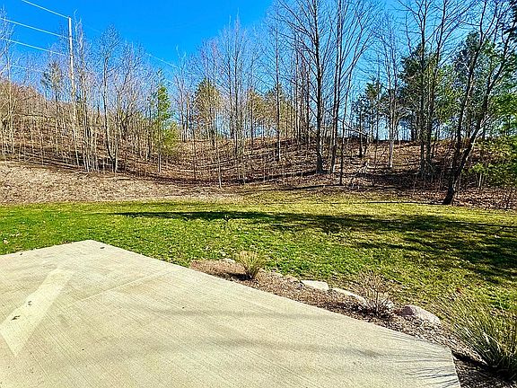 PRIVACY - BBQ DECK BACK YARD