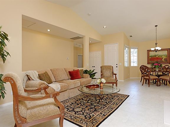 3rd image of 1525 Knoll Park Gln