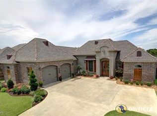 102 Rue De Chambery, Broussard, LA 70518