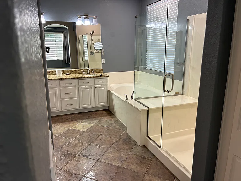 9237 W Irma Ln — Photo 22