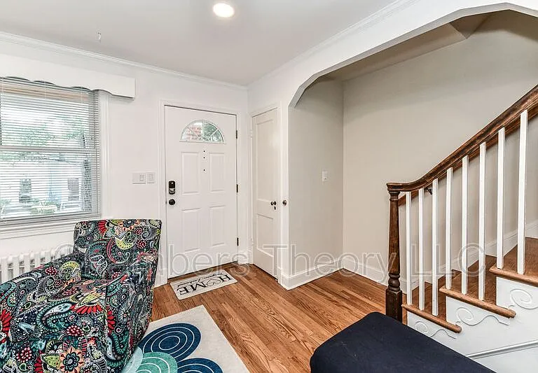 2230 Observatory Pl NW — Photo 2