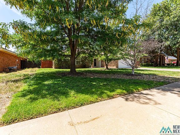 5th image of 1013 Rosewood Dr