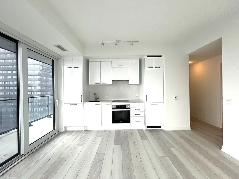 634 Church St #3309 — Photo 2