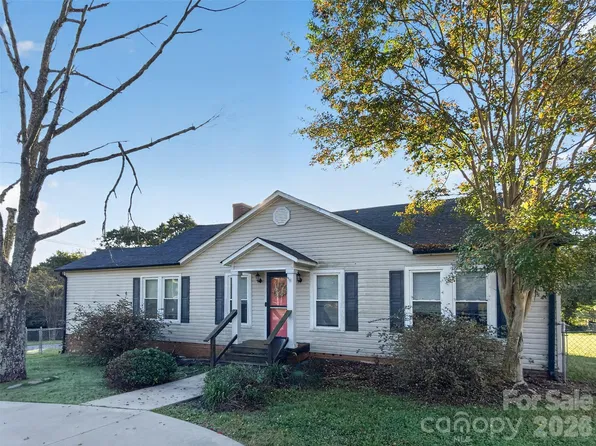 184 Hollis Rd, Ellenboro, NC 28040