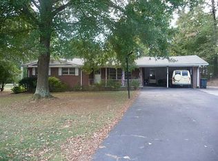 100 Valley Cir, Calhoun, GA 30701