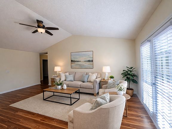 2nd image of 902 Very Fine Dr