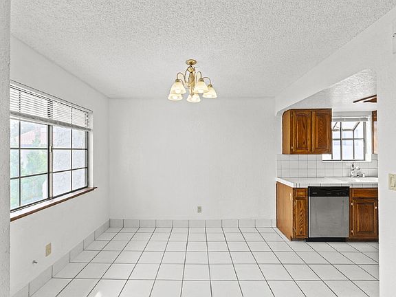 4th image of 5105 Eldora Ave APT 4