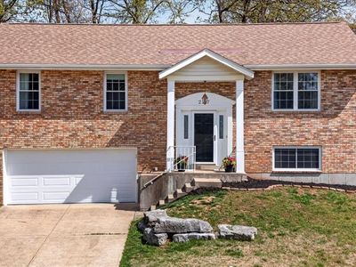 2117 S Oaks Dr, Barnhart, MO, 63012