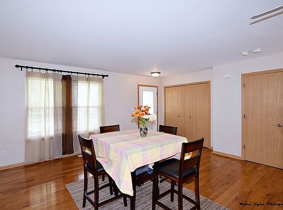 5th image of 1712 Ivy Ln