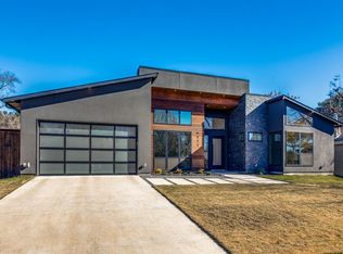 9972 Coppedge Ln, Dallas, TX 75220