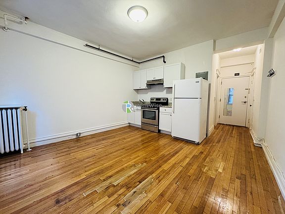 3rd image of 270 Huntington Ave #217