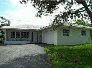 1330 NW 4th Ct, Boca Raton, FL 33432