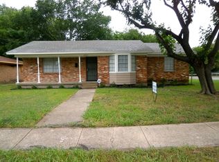 2425 N Prairie Creek Rd, Dallas, TX 75227