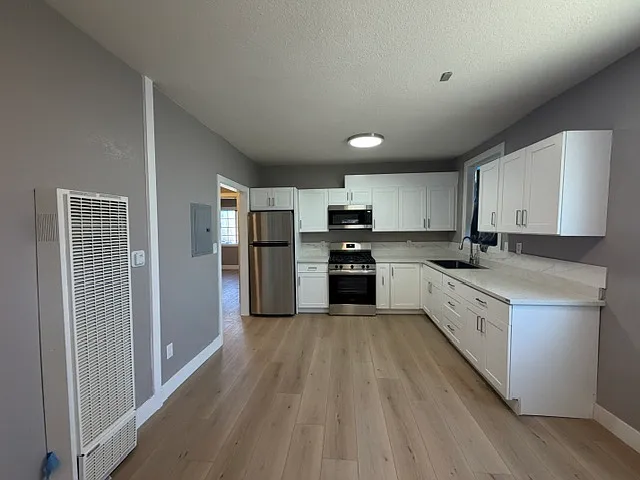 714 1st Ave — Photo 3