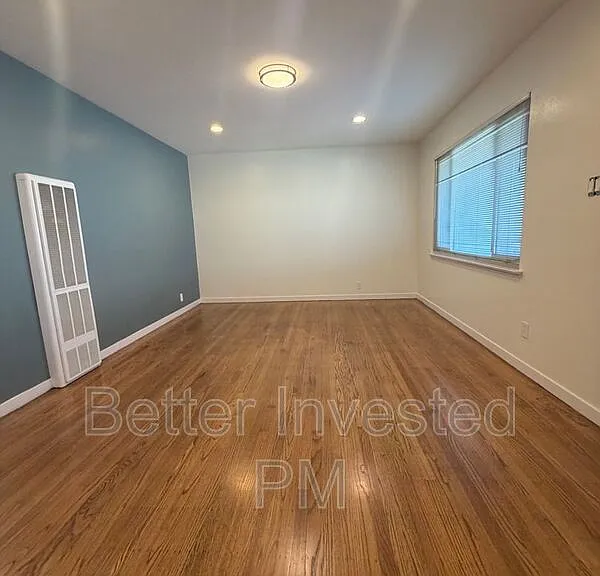 2400 39th Ave #3 — Photo 11