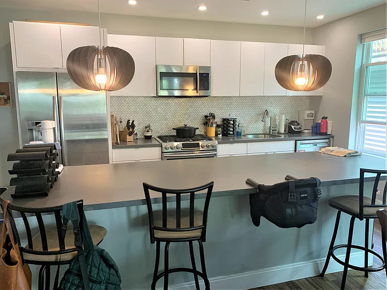 408 E 8th St #3A — Photo 11