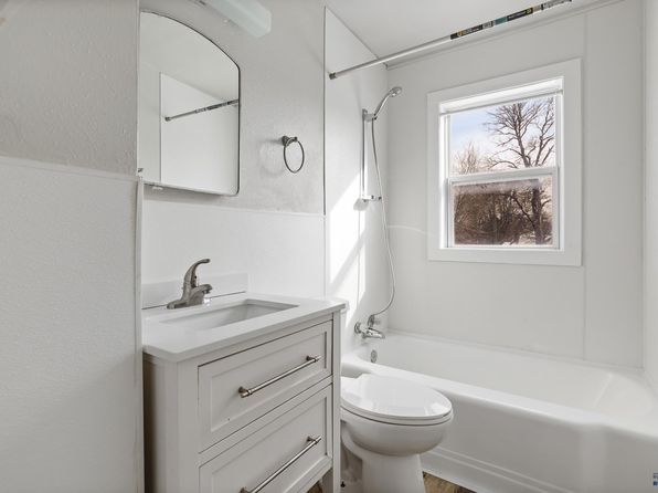 rapid-city-south-dakota-218881116 picture