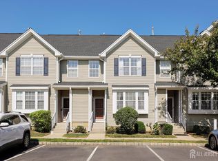 508 Blossom Cir, Dayton, NJ 08810