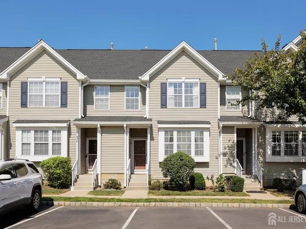 508 Blossom Cir, Dayton, NJ 08810