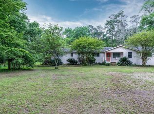 10626 Waukegan Rd, Conroe, TX 77306