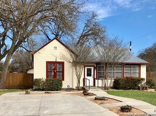 204 Schleicher St, Boerne, TX 78006