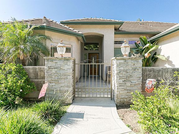 3rd image of 3431 E Feemster Ave