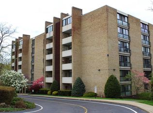 55 Highland Rd APT 102, Bethel Park, PA 15102