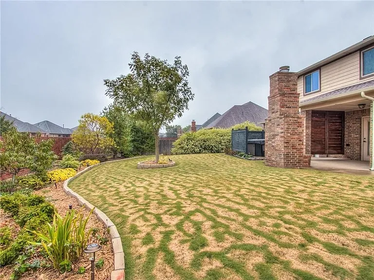 15412 Homecoming Dr — Photo 34