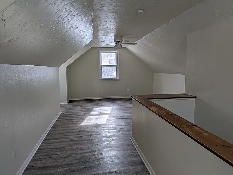 1266 Magnolia Ave — Photo 12
