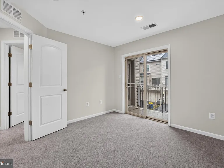 2613 Campus Way N #46 — Photo 22