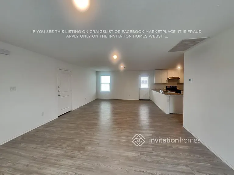 113 Parish Ln — Photo 4