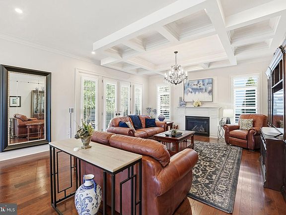 5th image of 609 Kingsley Rd SW