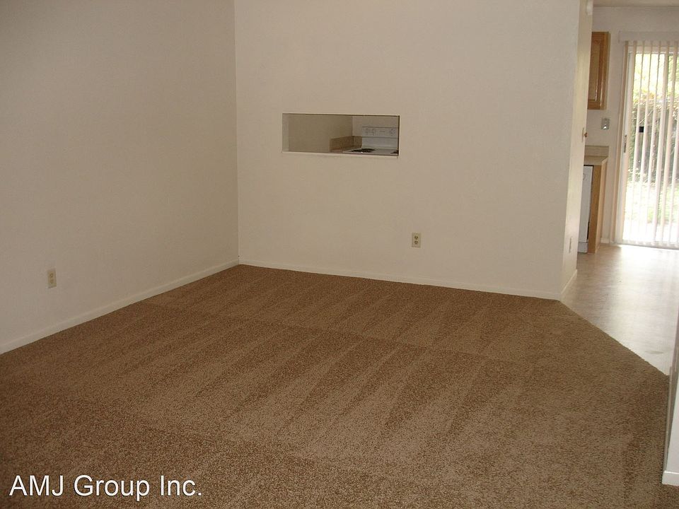 1st image of 2114 NW 55th Blvd APT 7