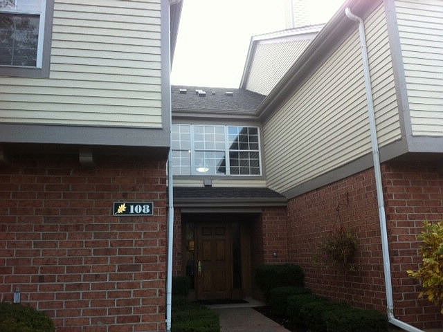 1st image of 108 White Oak Ct APT 10