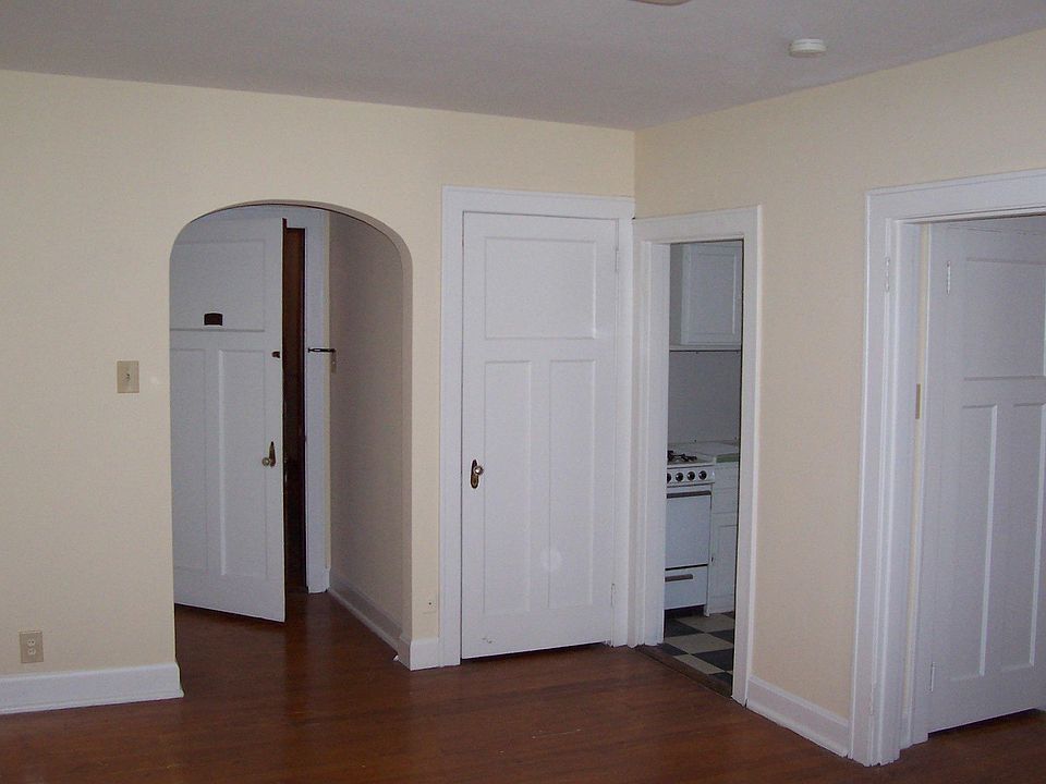 1st image of 451 Ludlow Ave APT 106